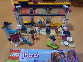Prodám Lego friends 4 sady. - 5