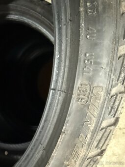 Prodám pirelli sottozero 3 225/40 r18 - 5