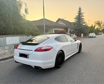 Porsche Panamera 120 000Km, 3.6i 220kw 2012, pěkný stav - 5