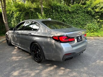 2023 BMW 5 Series M550i xDrive AWD 4..4 - 5