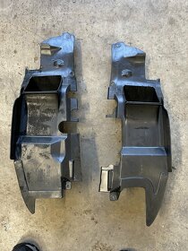 Prodám držáky krytů pod motor bmw e39 v8 - 5