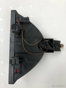 Bmw e36 - plato pod zadním oknem - 5