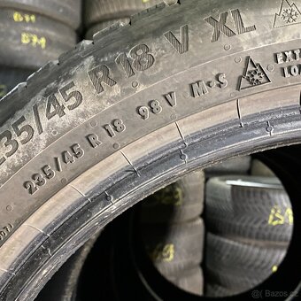 Zimní pneu 235/45 R18 98V Continental 6mm - 5