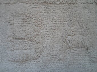 Bílá koupelnová předložka - 5