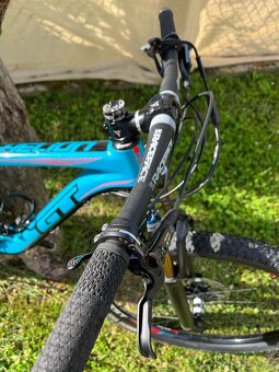 Celoodpruzene kolo GT Helion Carbon PRO - 5