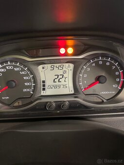 Suzuki Burgman 650 2014 facelift - 5