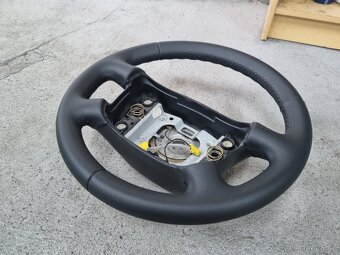 Volant po renovaci Škoda Octavia 1 - 5