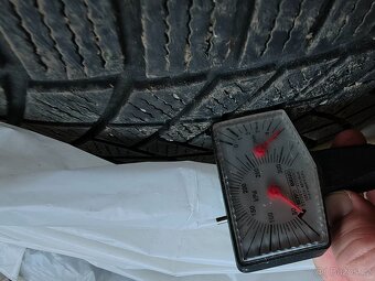 225/50 R17 zimní - 5