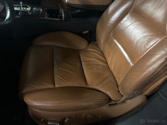 Audi A8 D3 3.7 V8 - 5