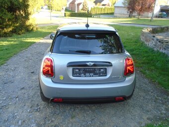 Mini Cooper S 135kw elektro,7900km,model 2024,529000kc - 5