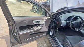 Jaguar XF 3.0D Sportbrake 202kw (2013) - 5
