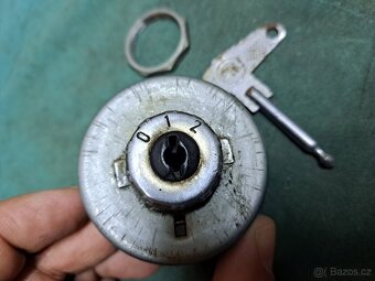 Prodám spínací skříňku se start polohou na skútr CZ 175 Pras - 5