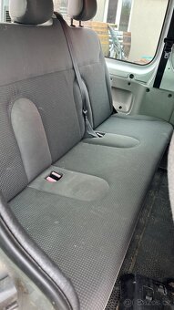 Opel Vivaro 2.0dci M9R E7 Na náhradní díly - 5