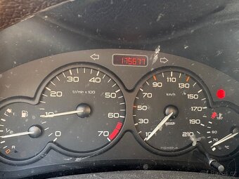 Peugeot 206 - 5
