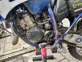 Yamaha YZ 125 - 5