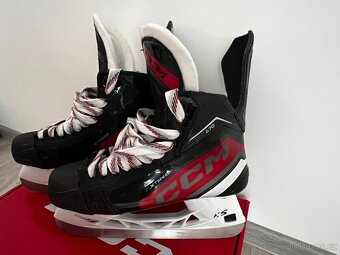 Brusle CCM JETSPEED FT670 wide - 5