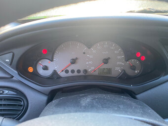 Ford Focus Kombi 1,6 benzin, r.v. 2002 - 5