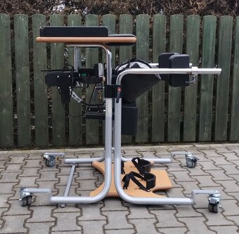 Vertikalizační stojan. - 5