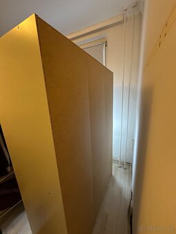 Šatní skříň - 5