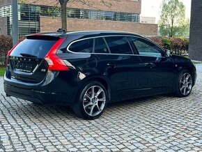 Volvo V60 2.0D OCEAN RACE ODPOČET DPH 1.MAJITEL LED KŮŽE NAV - 5