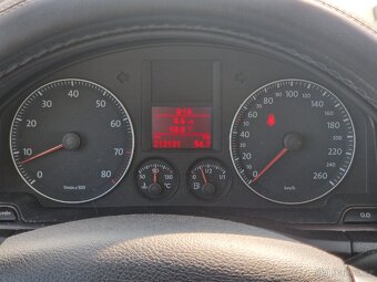 VW Golf V 2007 1.6i 75kW ČR Čtěte celý inzerát - 5