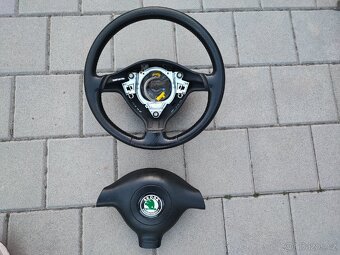Volant Octavia rs - 5