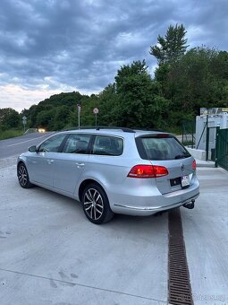 Volkswagen VW Passat B7 Combi 2.0 TDI 100kw Comfortline,NAVI - 5