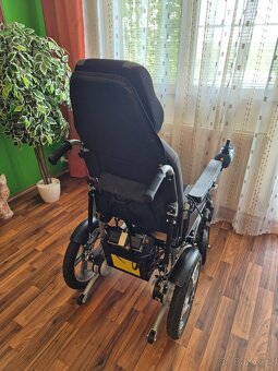 Invalidní elektrický vozík - 5