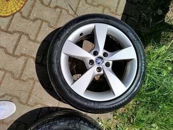 Alu kola Škoda R16 5X100 LETNÍ PNEU 215/45 - 5