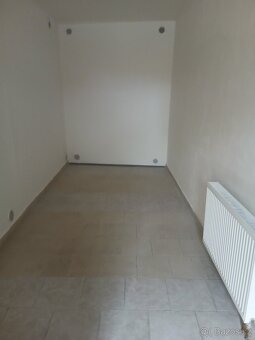 Pronájem bytu 1+1 52 m2 s parkováním - 5