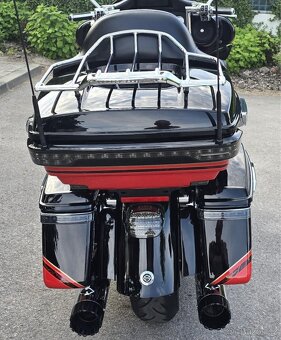 Harley Davidson Electra Glide Ultra CVO FLHTKSE - 5