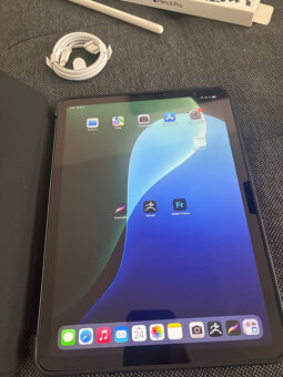 Dotykový tablet Apple iPad Air 11" M3 Wi-Fi 128GB - vesmírn - 5