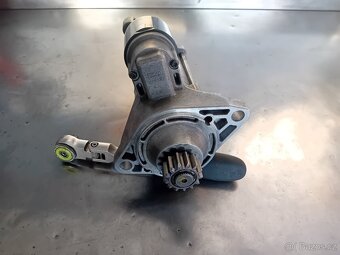 VW T5, T6, Passat, Superb II, III alternátor a starter - 5