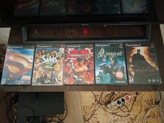 Prodám PlayStation 2 - 5