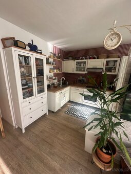 Prodej krásného bytu 3+1 s lodžií po rekonstrukci – klidná l - 5