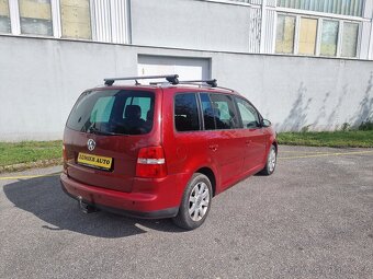 Volkswagen Touran 2.0TDI DSG - 5