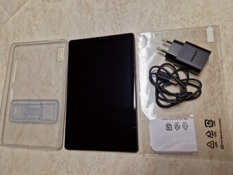 Tablet Lenovo M9 - 5