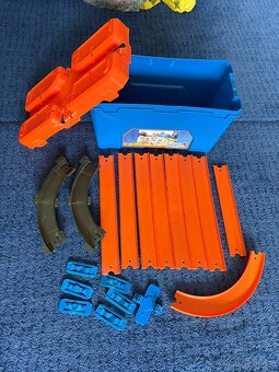 Hot Wheels dráhy + autíčka - 5