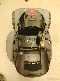 Roboticka sekacka RoboMow XR2 2000 na ND - 5