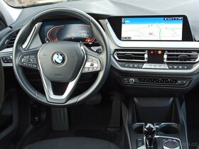 BMW 118i benzin DKG "Advantage" ROK 2022 - 5