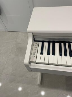 Piano YAMAHA - 5