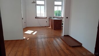 Dům se zahradním atriem Lomnického nám. 75, Ševětín - 5