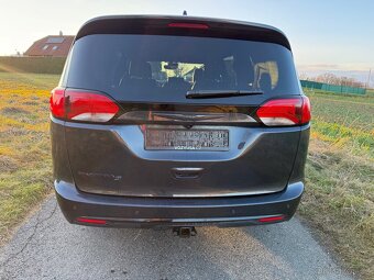 Chrysler Pacifica 2019 verze S. Panorama, 360kam. tažné - 5