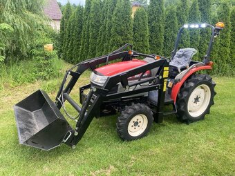 Malotraktor s čelním nakladačem YANMAR EF 224d  REZERVACE - 5