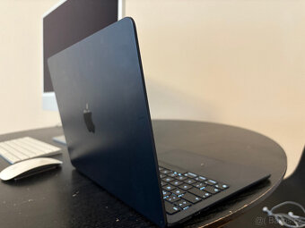 MacBook Air 13” (M2, 2022, 8GB RAM, 256GB SSD) – výborný sta - 5