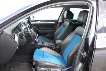 Volkswagen Passat 2.0TDI 110KW ELEGANCE 1MAJ. ČR (2021) - 5