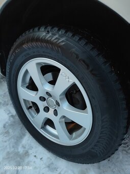 Kola Volvo XC60 R17 zimní - 5