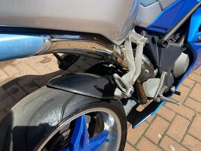 MV Agusta F4 750 - 5