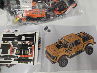STAVEBNICE Technic 42126 Ford F-150 Raptor NÁHRADA - 5