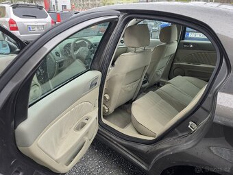 Alfa Romeo 159
1.9 i - 5